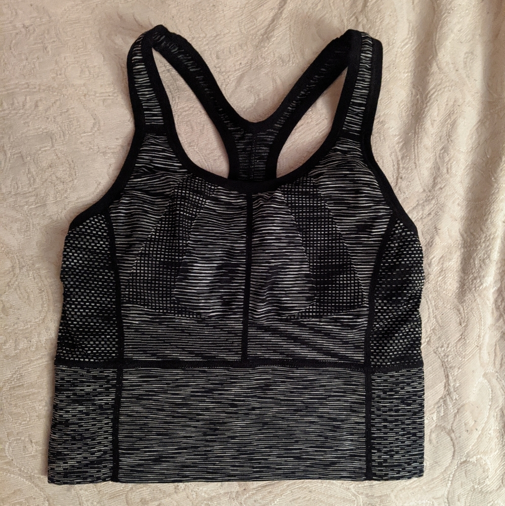 Gray tight fit workout crop athletic top